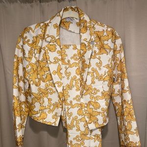 #FashionNova Versace inspired suit set. worn once!